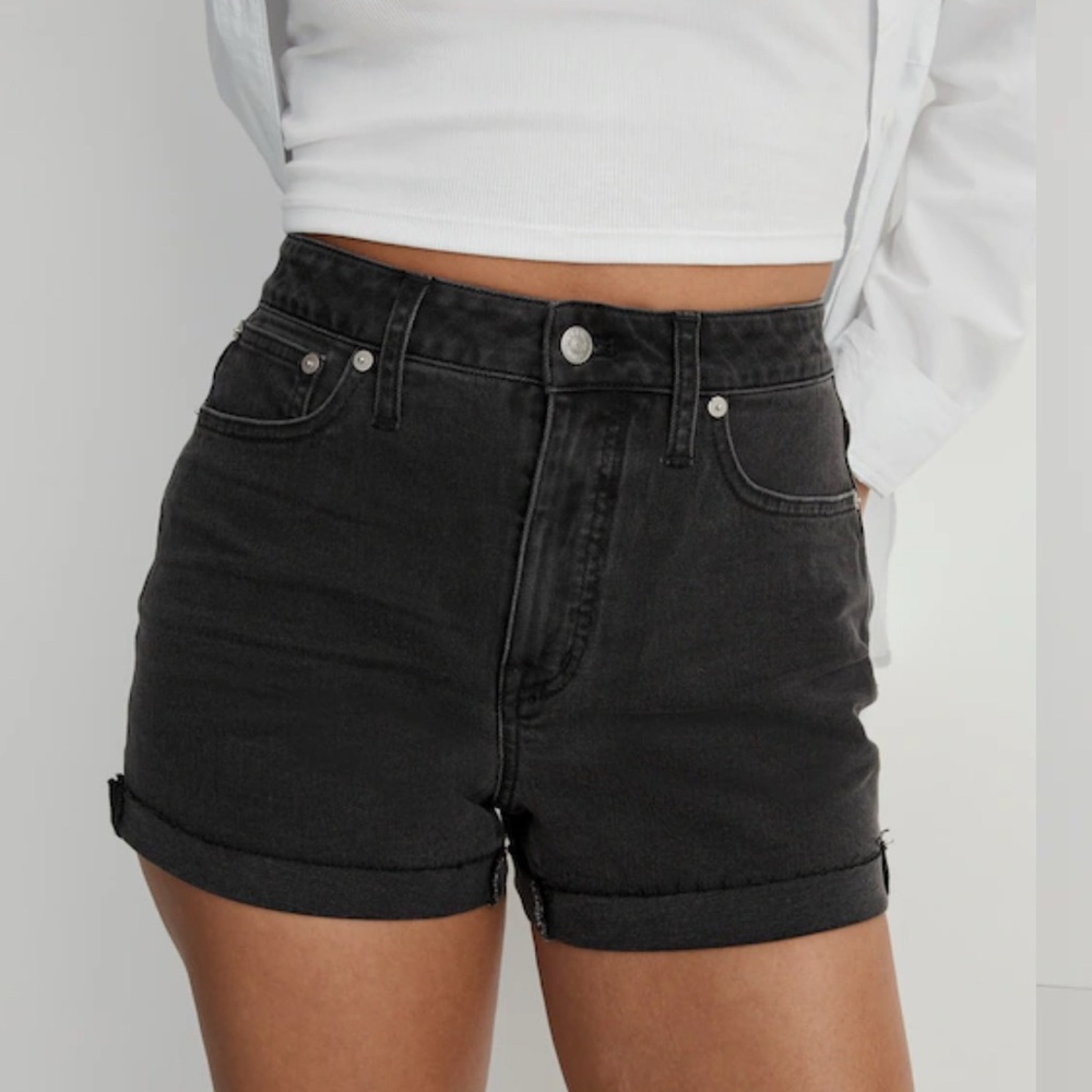 Madewell Black High-Rise Rolled Hem Jean Shorts